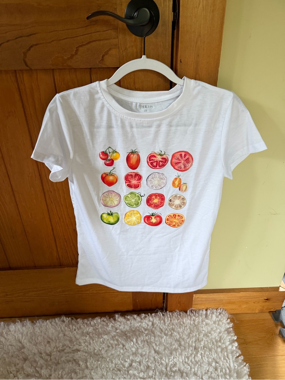 Fun Tomato Graphic Tee - Shirt